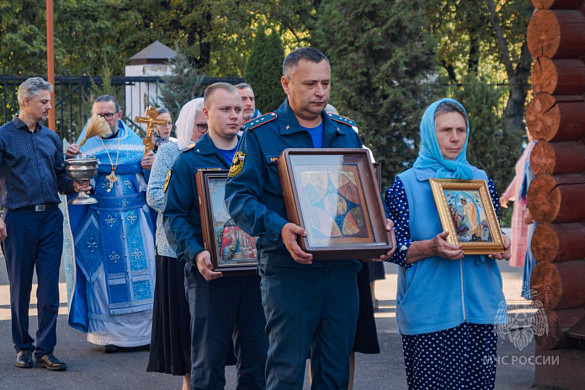 В Иванове огнеборцы встретили свой профессиональный праздник  молебном
